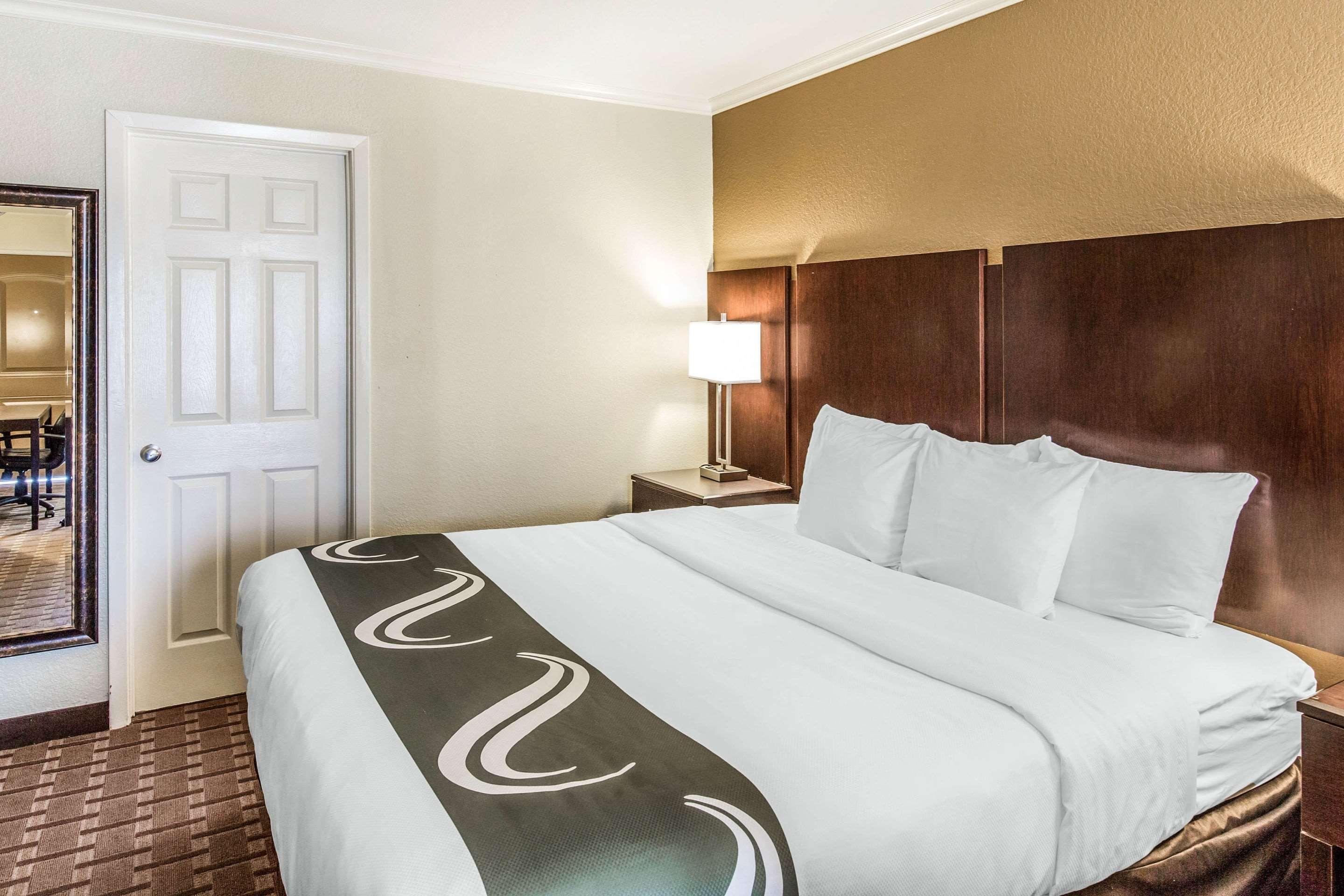 Quality Inn & Suites Абилин Экстерьер фото