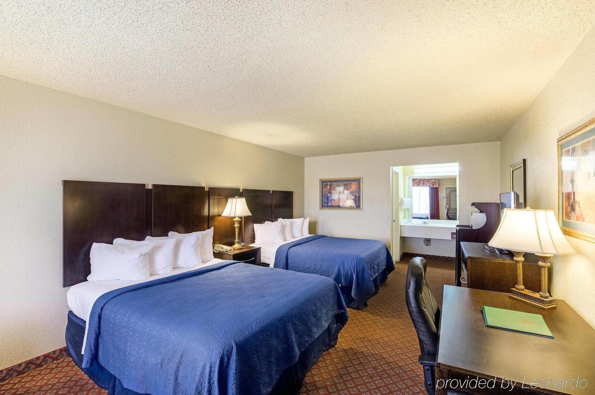 Quality Inn & Suites Абилин Экстерьер фото