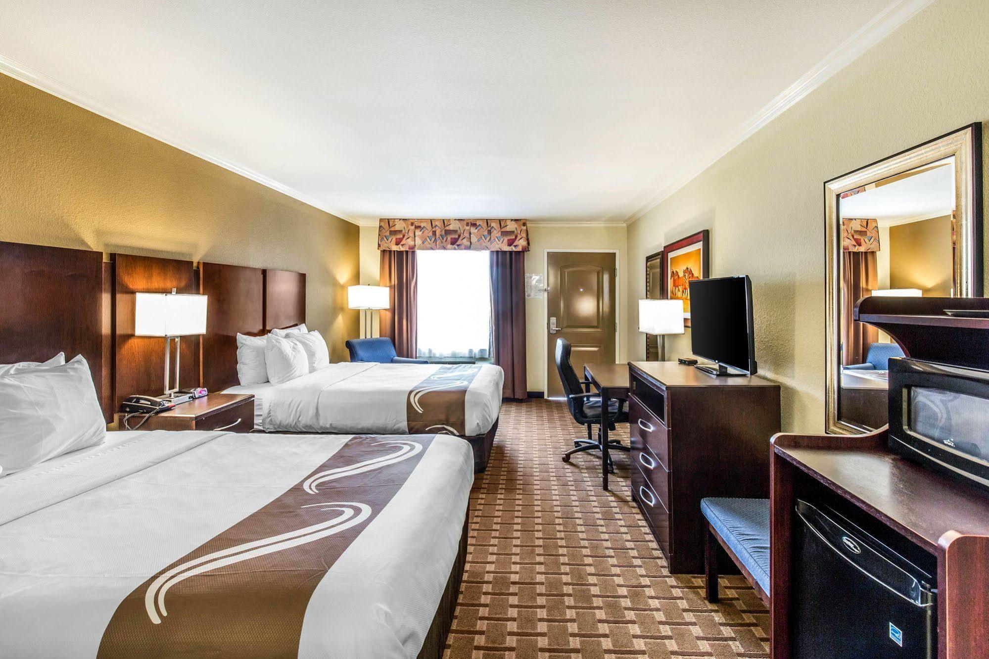 Quality Inn & Suites Абилин Экстерьер фото